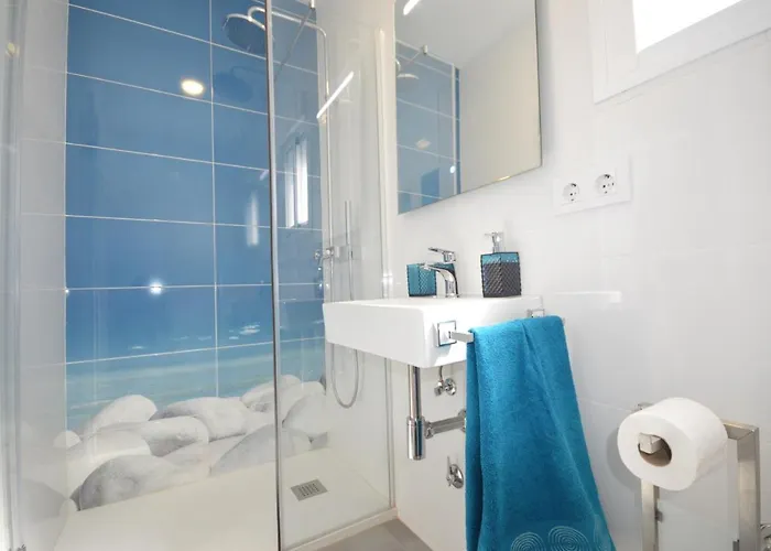 La Ola コニル・デ・ラ・フロンテラ